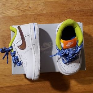 Air Force 1 LV8 Nike